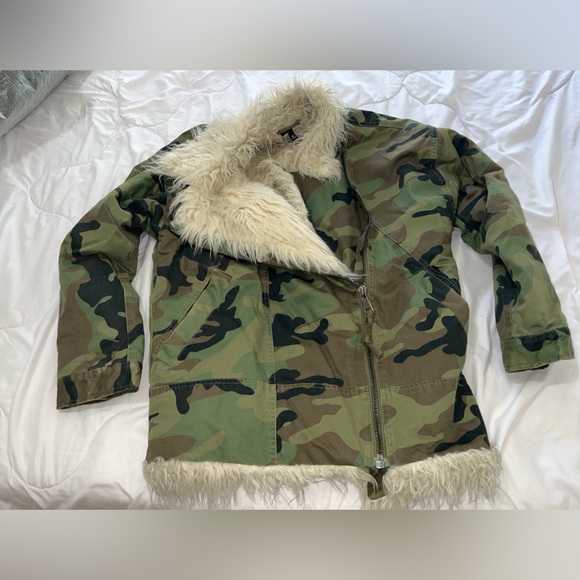 Topshop Camo Faux Fur Lined Jacket - Size: 10 - Picture 2 of 10
